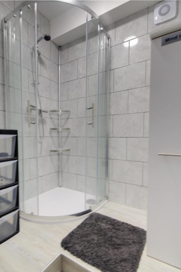 Winstree Road Bed & Breakfast Lexden Екстериор снимка